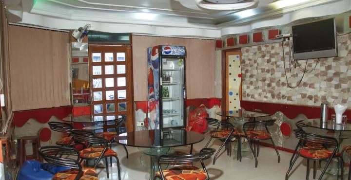 Hotel Heera Holiday Inn